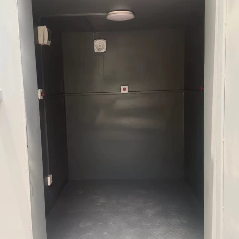 ：可移动室外铅房