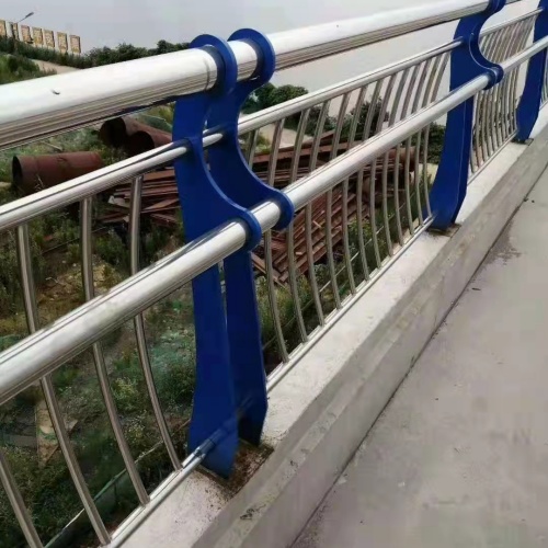 波形公路护栏厂家品质