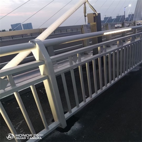 采购不锈钢道路护栏必看-售后保证