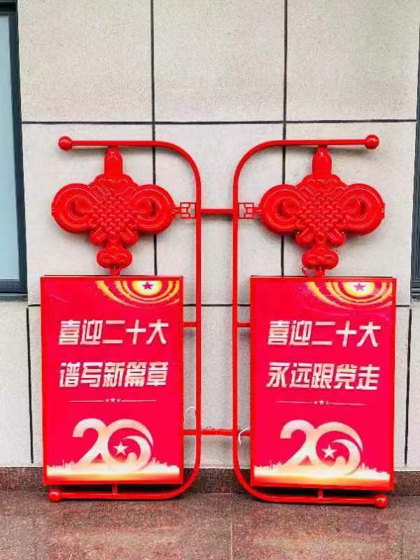 灯杆灯箱阅报栏灯箱厂家实力雄厚本地生产商