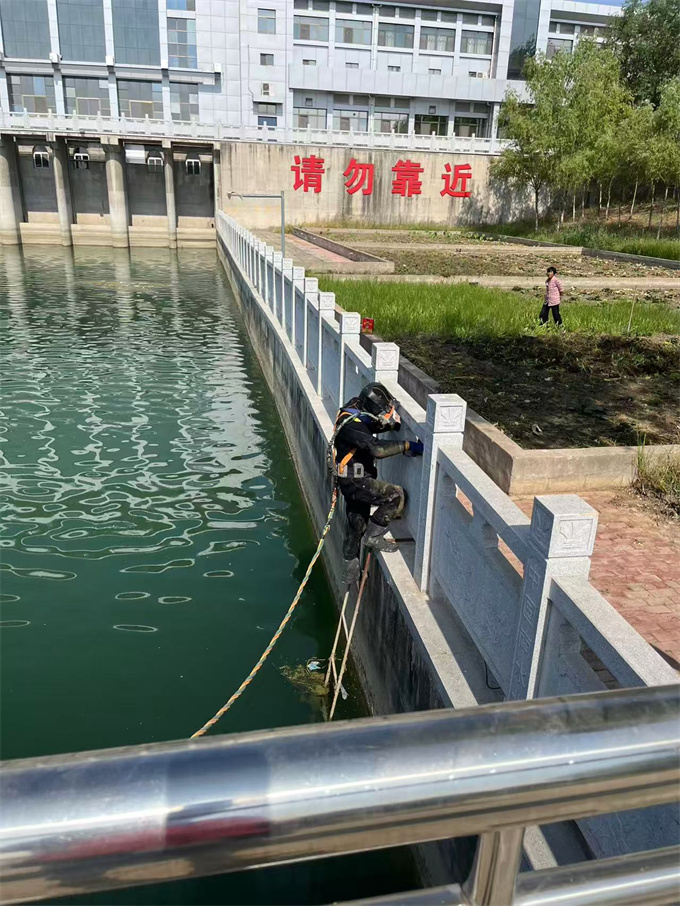 钢围堰清泥封底经验丰富