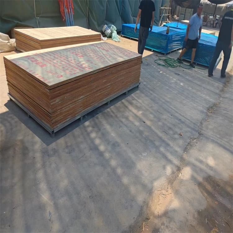 3mm铅皮、3mm铅皮生产厂家-找宏兴射线防护工程有限公司