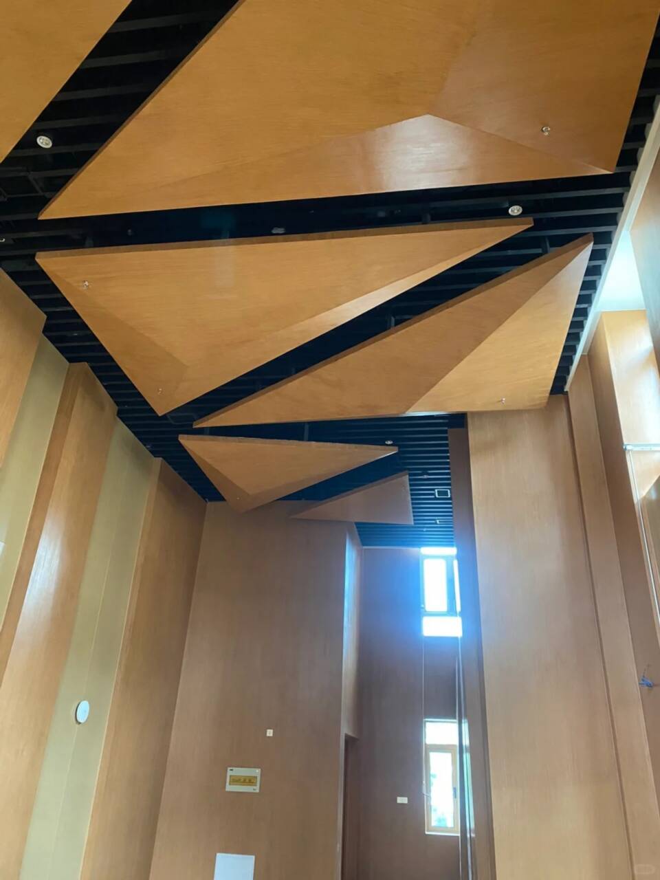 铝合金镀锌管木纹漆厂家施工