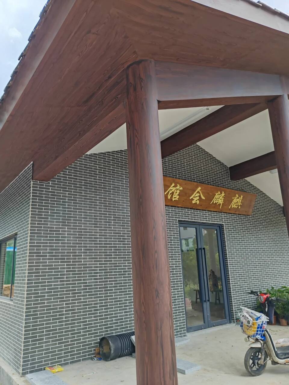 仿木纹漆，钢结构木纹漆，铝合金木纹漆多少钱一公斤