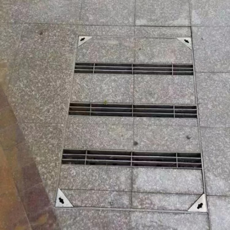绿条圆钉地沟盖板源头厂家建通铸造厂家