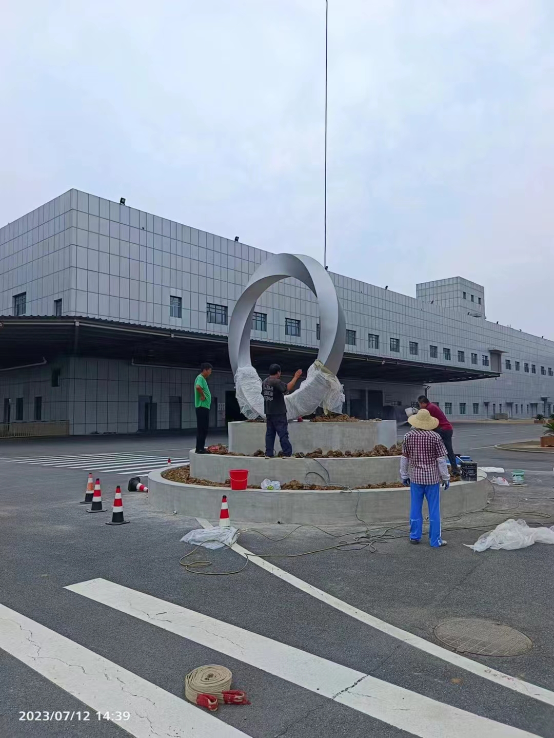 文化书景观小品雕塑实力雄厚