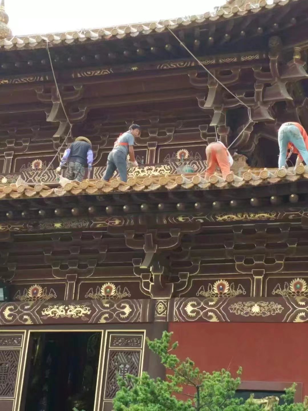 寺庙琉璃瓦屋面防水乐东县建筑渗漏防水修缮查看