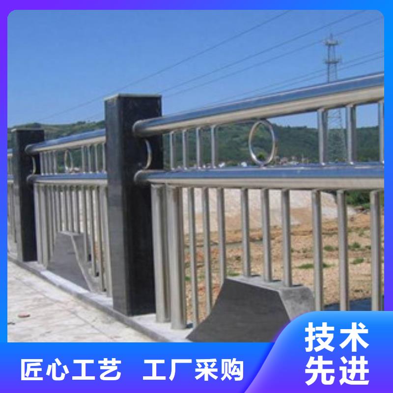 绵阳不锈钢复合管道路两侧栏杆安装服务